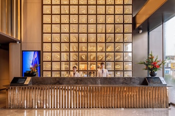 Crystal Orange Shenzhen Bao'an Joy City,,3 star