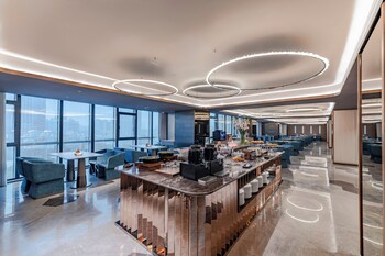 crystal orange shenzhen baoan joy city