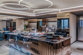 crystal orange shenzhen baoan joy city
