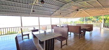 Sahyadri Studd Farm By Zen Nest,,3 star