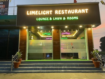 limelight hotel and restaurant