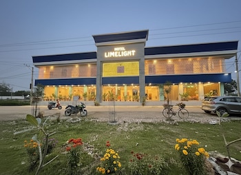 limelight hotel and restaurant