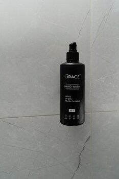 Hotel Grace Vista,,3 star