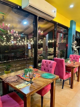 zolari hotel and restaurant