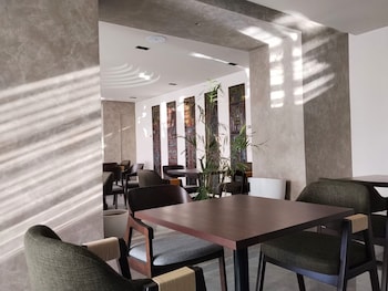 hotel maamoun