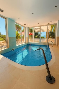 Hotel Neptun Gradac,,3 star