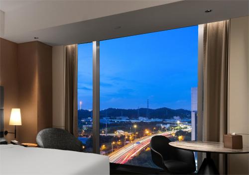 intercity hotel guangzhou south railway station