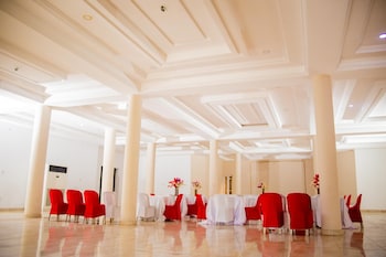 grand palazzo hotel and suites owerri