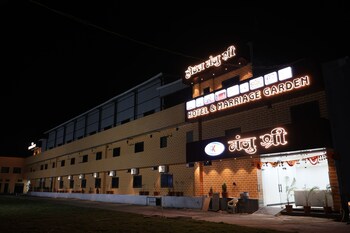 manjushree hotel and resort
