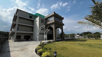 hill turn corbett
