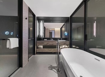 Songshan Lake Intercity Hotel,,5 star
