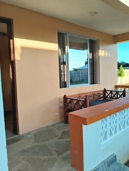 le grande haven shimoni