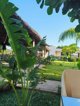 le grande haven shimoni