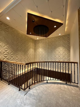 studio 24