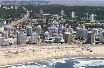 arenas del mar apartments