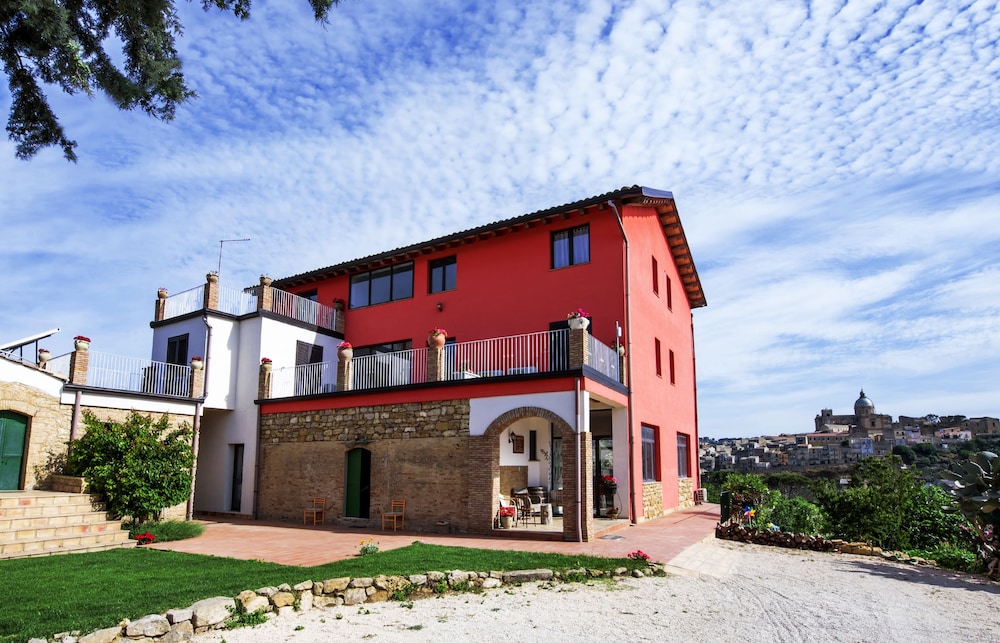 la casa rossa country house