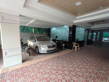 the itihas business hotel
