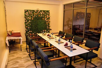 sophies garden hotel