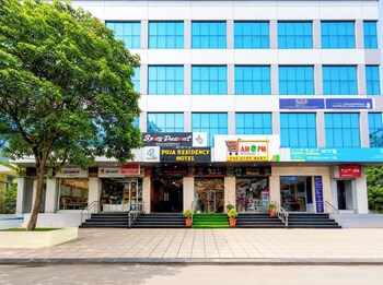 Hotel The Puja Residency Varanasi,,3 star