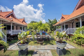the sweat villa warung and spa