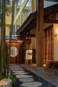 liaoxin valley forest hotel