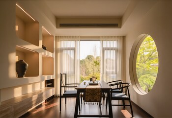 liaoxin valley forest hotel