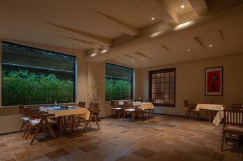 liaoxin valley forest hotel