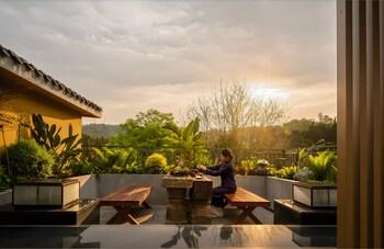 liaoxin valley forest hotel