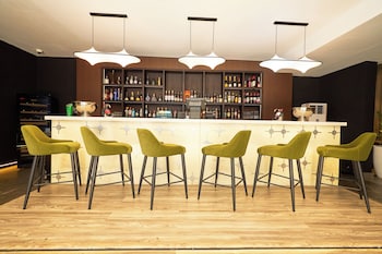 Louis Louvre Hotel,,4 star