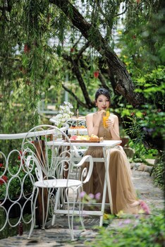 up tree garden da lat