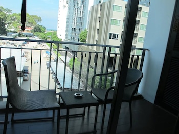 march hotel pattaya