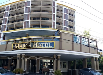 march hotel pattaya