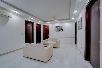 Restin Hotel Near Golf Course Road,,3 star