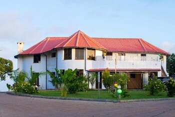 kimerimeta safari lodge