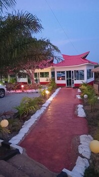 kimerimeta safari lodge