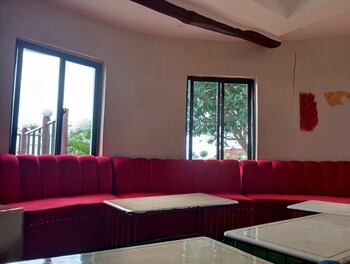 kimerimeta safari lodge