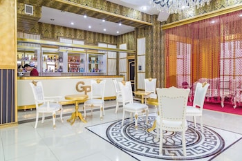 golden plaza hotel
