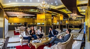 golden plaza hotel