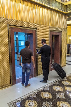 golden plaza hotel