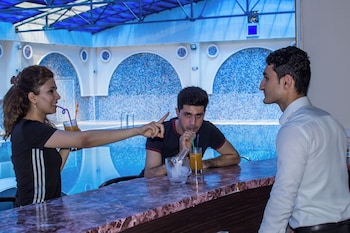 golden plaza hotel
