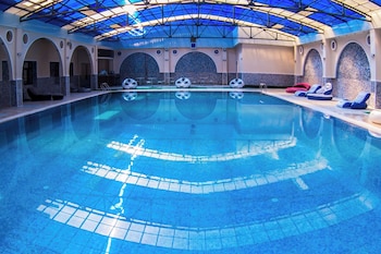golden plaza hotel