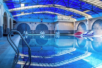 golden plaza hotel