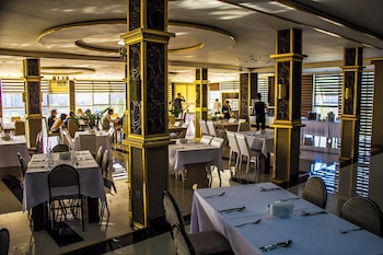 golden plaza hotel