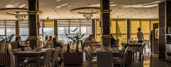 golden plaza hotel