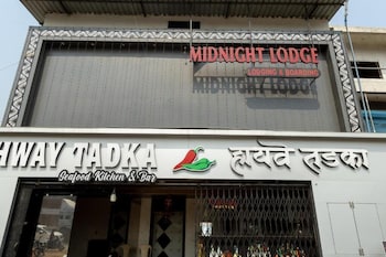 Hotel Midnight Lodging & Boarding,,3 star