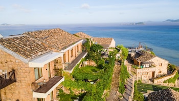 yaojia xingluohaiye resort