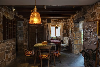 yaojia xingluohaiye resort
