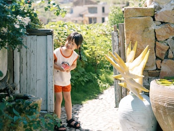 yaojia xingluohaiye resort