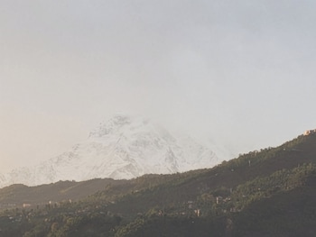 Nomad Pokhara Hotel,,3 star