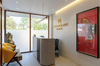The Archway Hotel,,3 star